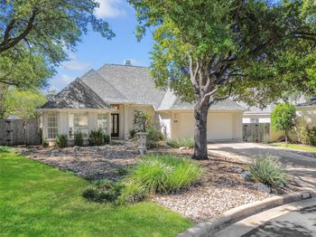 3008 Burks LN
