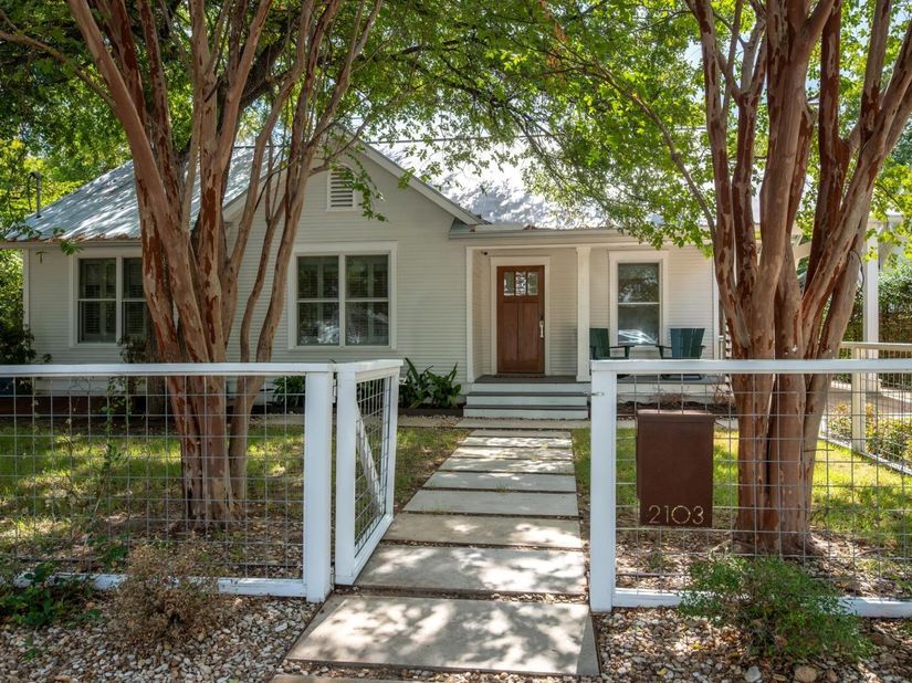 2103 Oxford Ave, Austin TX 78704