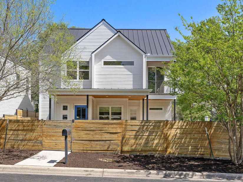 1201 Luna ST, Austin TX 78721
