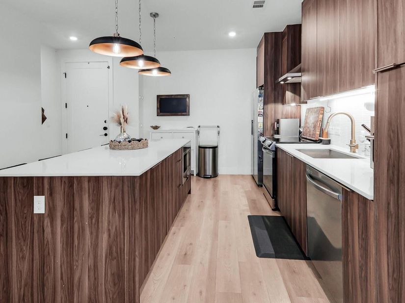 1701 Simond Ave 304, Austin TX 78723