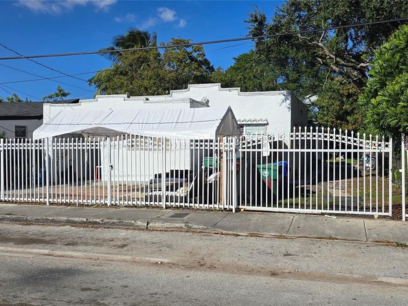781 NW 30th St, Miami FL 33127