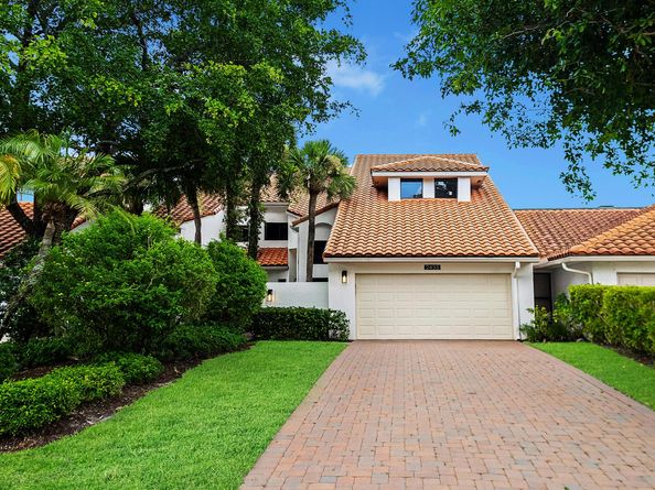 2435 Windsor Way Court, Wellington FL 33414