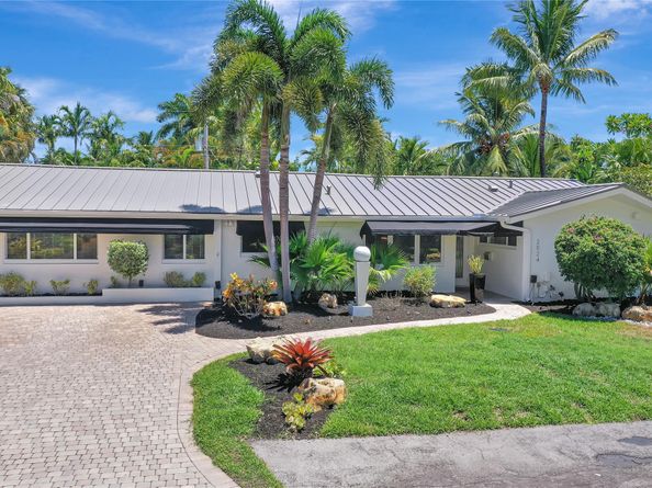 2524 NE 26th Terrace, Fort Lauderdale FL 33305