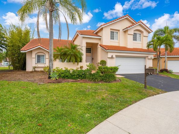 699 Spinnaker, Weston FL 33326