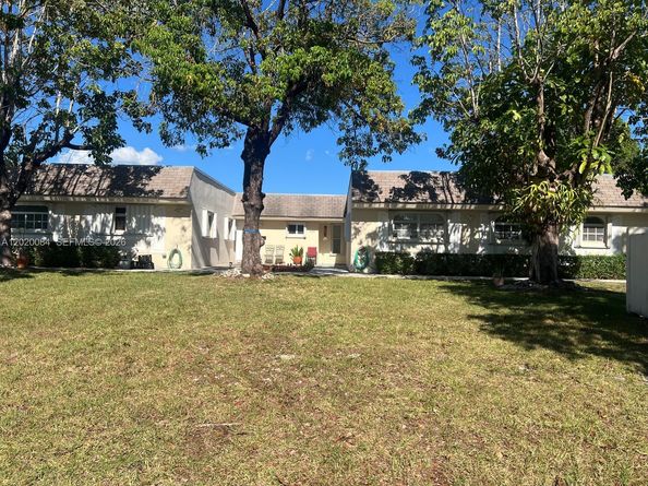 17009 SW 113th Court 31643E, Miami FL 33157