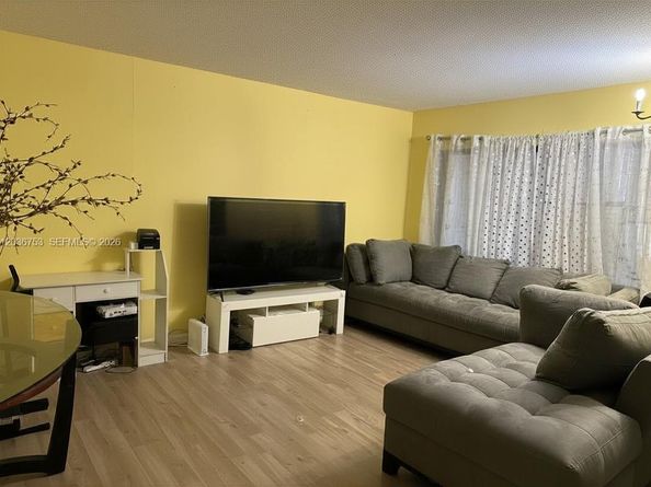 2301 NW 41st Avenue 102, Lauderhill FL 33313