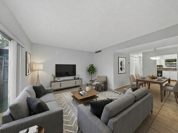 809 W Oakland Park Blvd J5, Oakland Park FL 33311