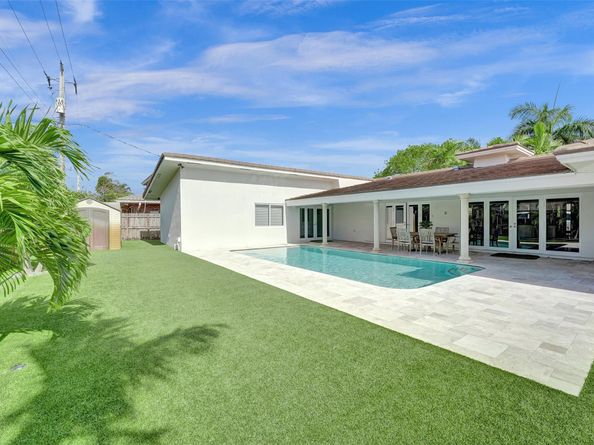 2608 NE 35th St, Fort Lauderdale FL 33306