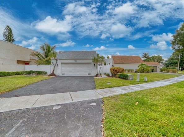 905 NW 22nd Avenue, Delray Beach FL 33445