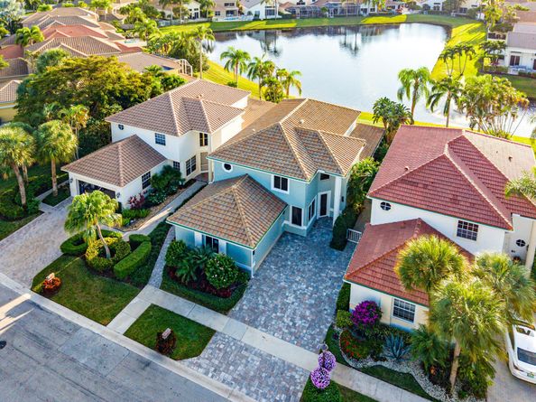 16795 Knightsbridge Lane, Delray Beach FL 33484