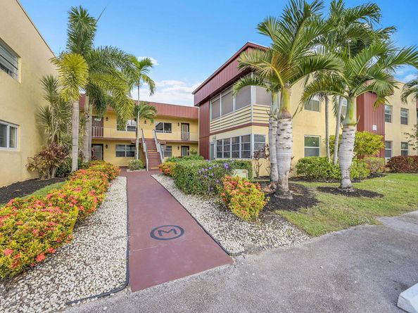 582 Flanders M Drive, Delray Beach FL 33484