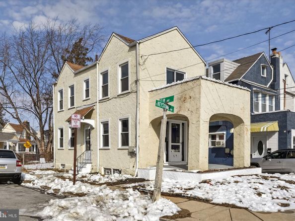 129 S Keystone Avenue, Upper Darby PA 19082