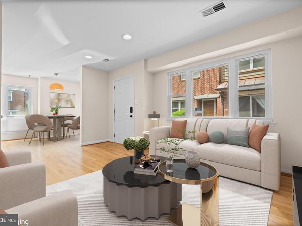 1109 N Vernon Street, Arlington VA 22201