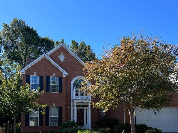 47425 River Crest Street, Sterling VA 20165