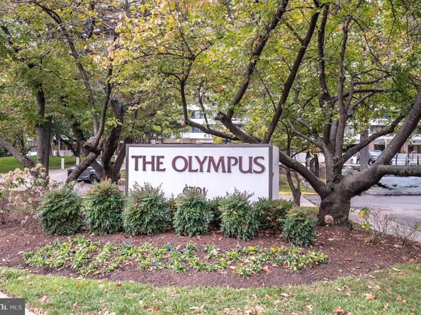 6301 Stevenson Avenue 806, Alexandria VA 22304