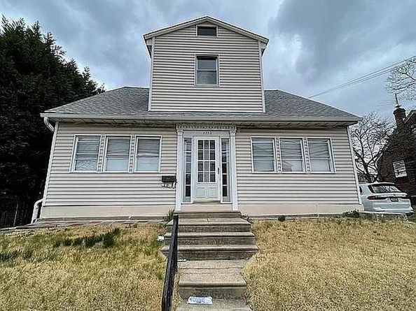 1715 Rhawn Street, Philadelphia PA 19111