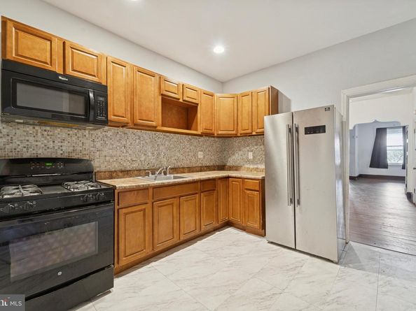 2324 W Hagert Street, Philadelphia PA 19132