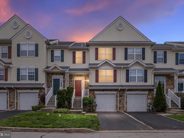 329 Glenn Rose Circle, King Of Prussia PA 19406