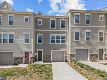 427 Woodcrest Drive SE