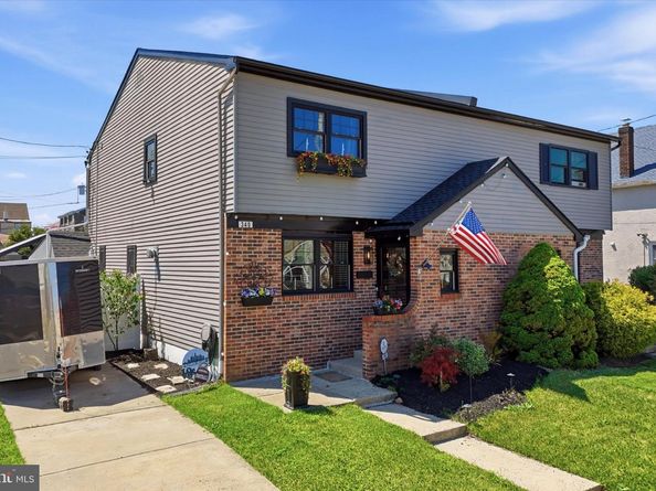 340 Lincoln Avenue, Bristol PA 19007