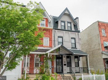 3137 Clifford Street