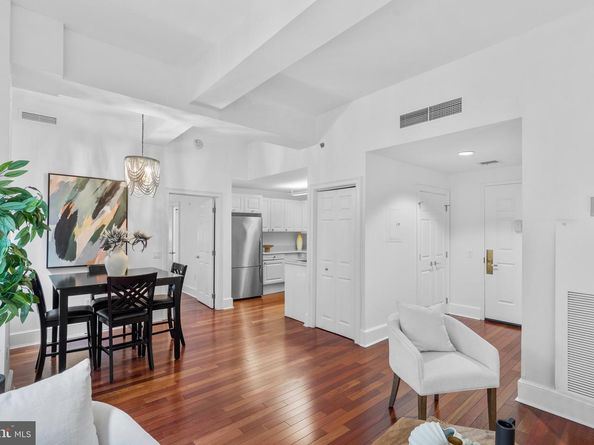 1500 Chestnut Street 7I, Philadelphia PA 19102