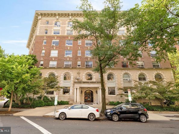 2039 New Hampshire Avenue NW 401, Washington DC 20009