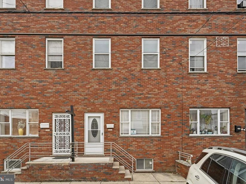 1506 W Porter Street, Philadelphia PA 19145