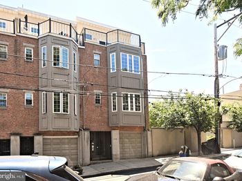 919 N American Street