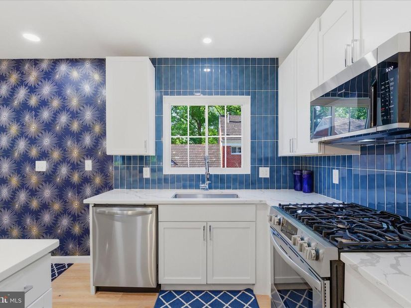 3454 Martha Custis Drive, Alexandria VA 22302