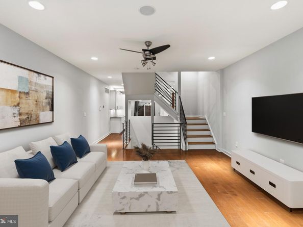 765 S 15TH Street, Philadelphia PA 19146