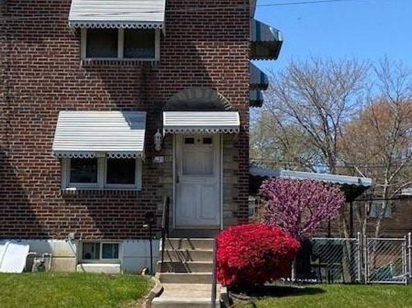 621 Magnolia Avenue, Glenolden PA 19036