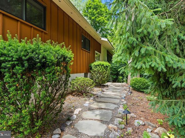 1403 Berwyn Paoli Road, Paoli PA 19301