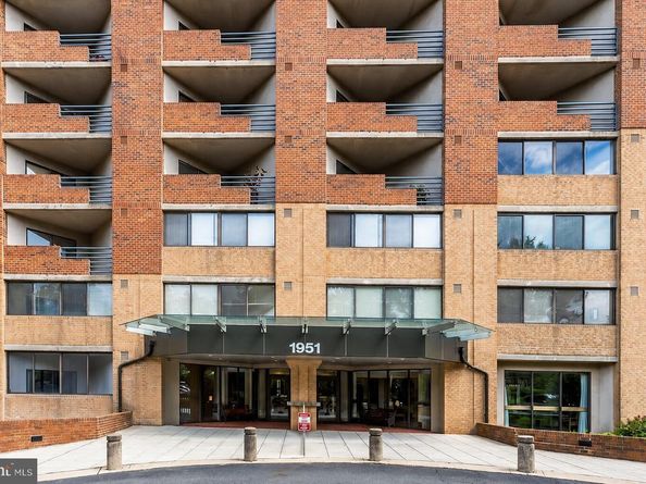 1951 Sagewood Lane 231, Reston VA 20191