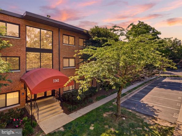 3342 S 28TH Street 202, Alexandria VA 22302