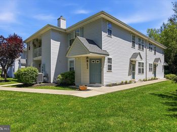 690 Jakob Place