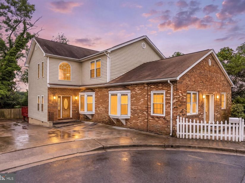 1728 14TH Street S, Arlington VA 22204