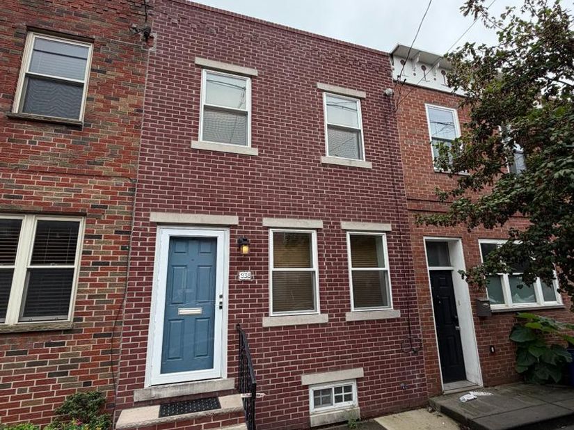 938 Morris Street, Philadelphia PA 19148