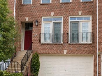 5264 Cozy Glen Lane