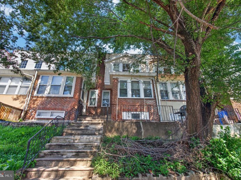 5971 Kemble Avenue, Philadelphia PA 19138