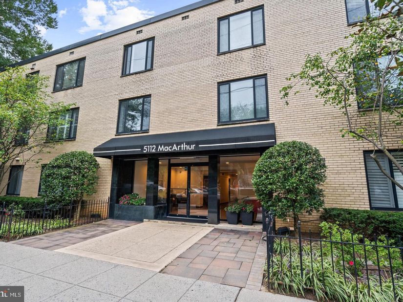 5112 Macarthur Boulevard NW 2, Washington DC 20016