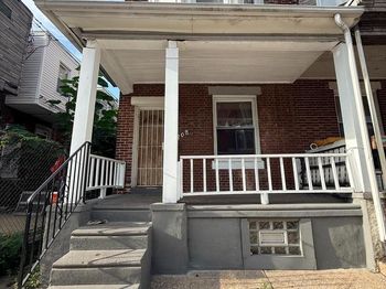 708 W Annsbury Street