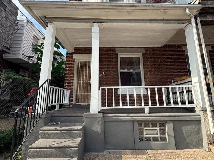 708 W Annsbury Street, Philadelphia PA 19140