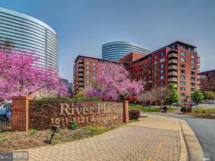 1021 Arlington Boulevard 538, Arlington VA 22209