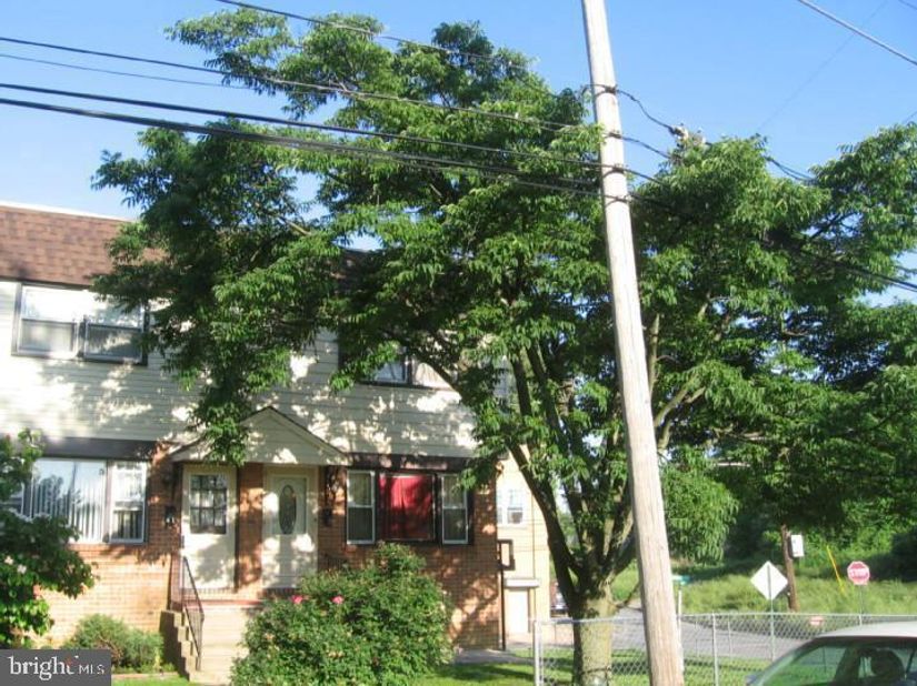 63 S Kirklyn Avenue, Upper Darby PA 19082