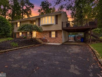 74 Midway Avenue