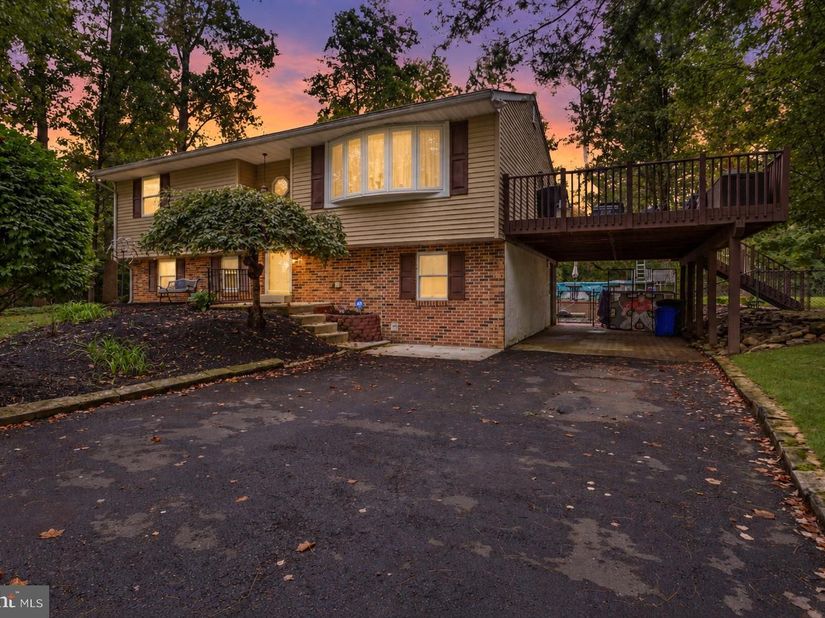 74 Midway Avenue, Langhorne PA 19047