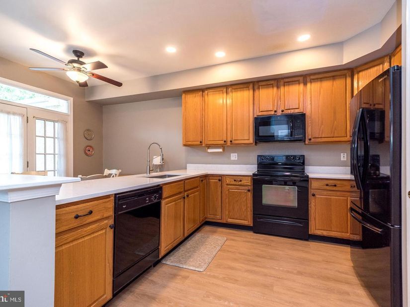 101 Oxford Court 143, Ambler PA 19002