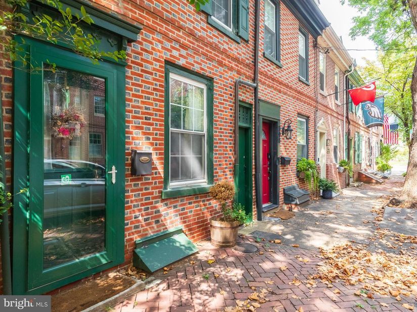 306 N Lawrence Street, Philadelphia PA 19106