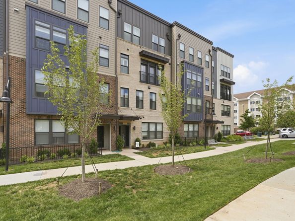 1702 Bandit Loop, Reston VA 20190